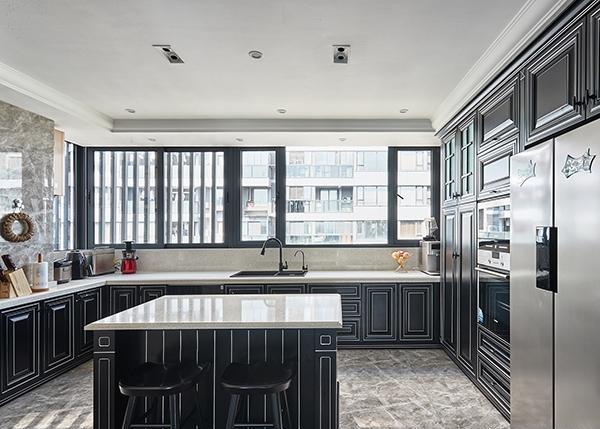 冰箱放哪合適?為什么?