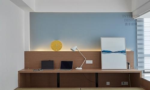 小孩子的書桌怎么設計比較好?需要注意什么問題?